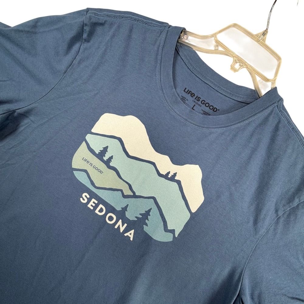 Life is Good T-Shirt Mens Large Blue Sedona Mountain Crusher Tee Graphic